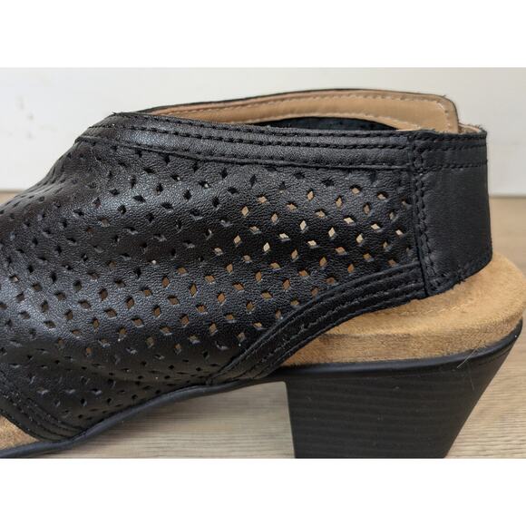 Array Leather Ankle Sandals Black 9.5 Laser Cut Block Heel Peep Toe Comfort NEW - Picture 8 of 12